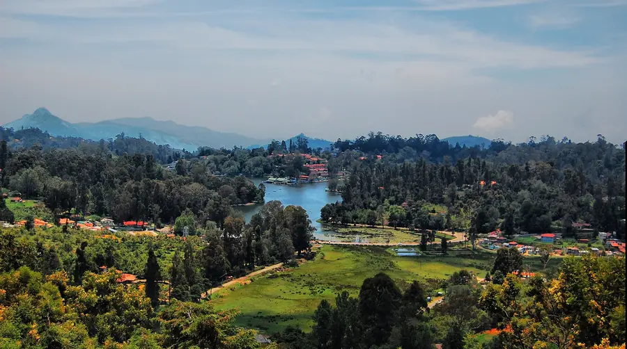 Kodaikanal lake seen from the hills